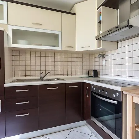 Magic Garden Apartment *