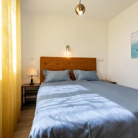 Magic Garden Apartment *